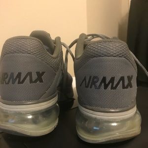 Men’s size 8.5 Nike Airmax Grey tennis shoes