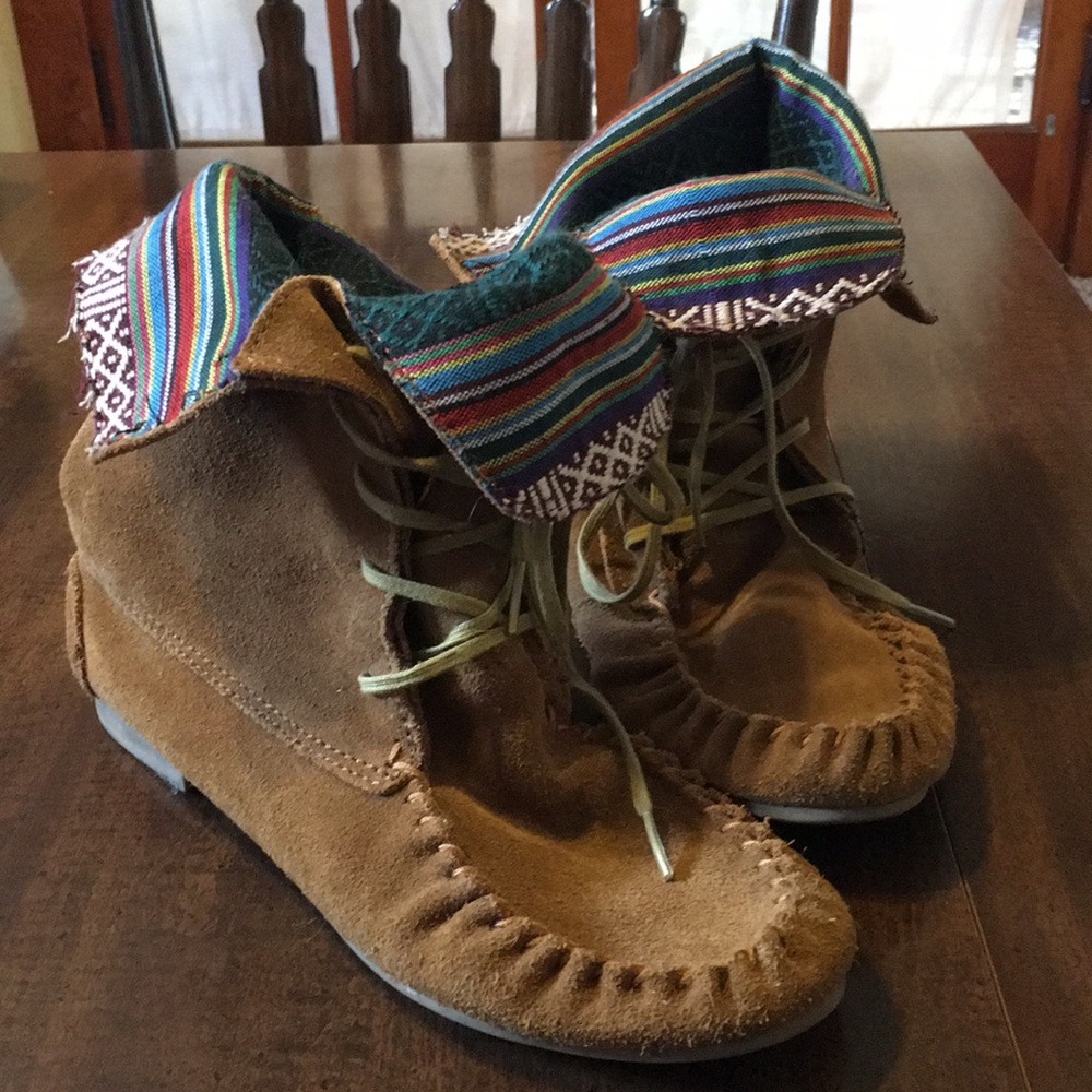 Steve Madden Tblanket moccasins