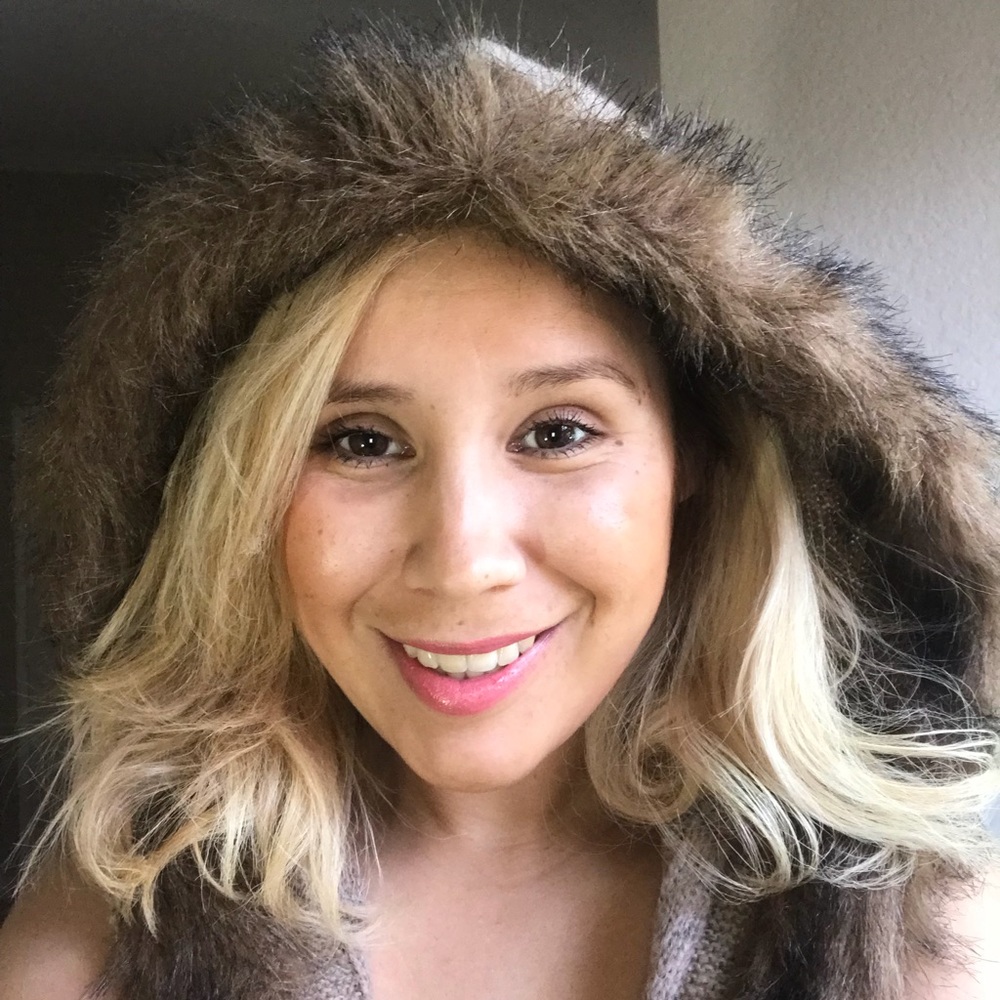 Sweater vest /sleeveless with faux fur lining