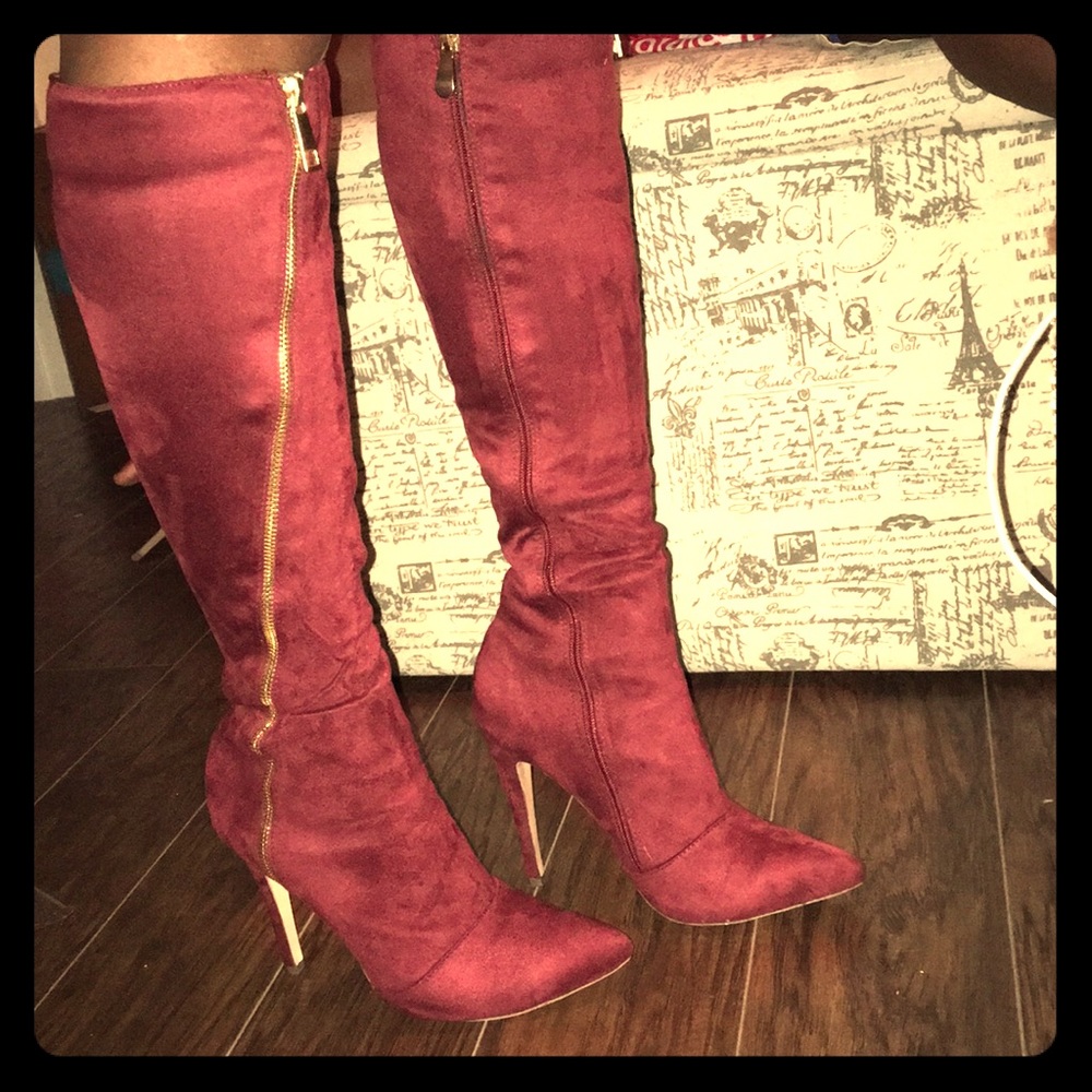 Suede boots