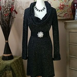 🎄🎁White Black Market Sparkle Dress