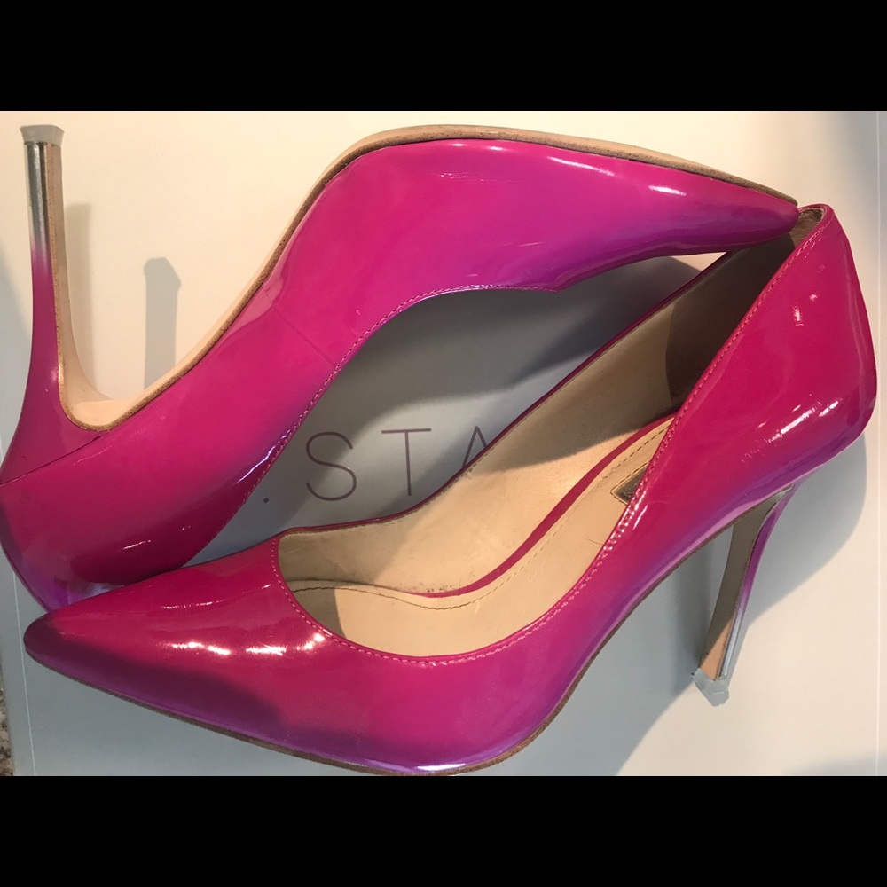 BCBGeneration Pink Pumps - Picture 2 of 3