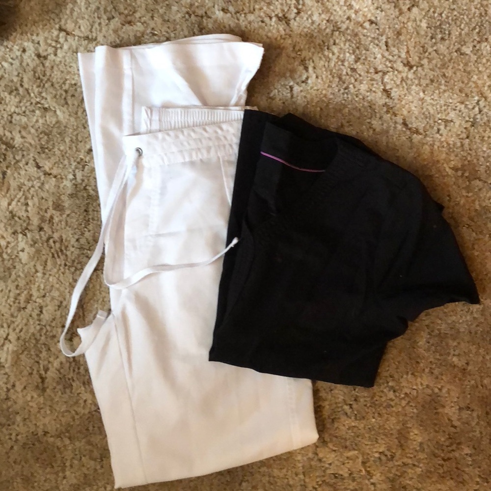 XS healing hands scrubs. Worn couple of times