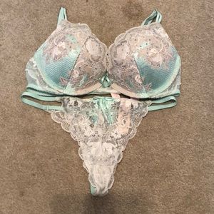 Victoria’s Secret Bombshell Bra w/ Matching Thong