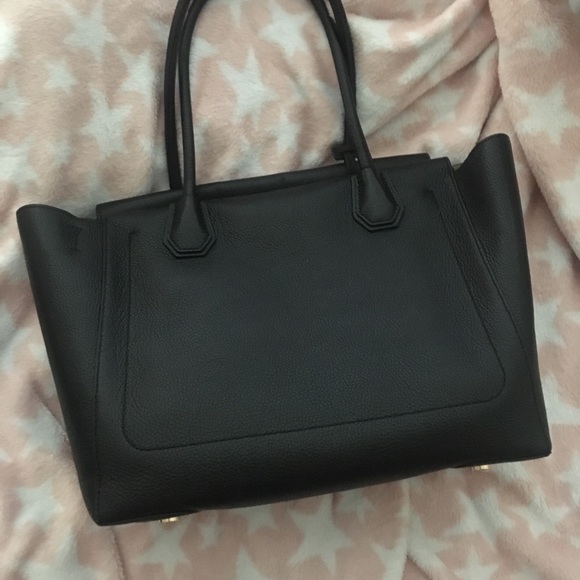 Michael Kors black leather tote - Picture 2 of 3