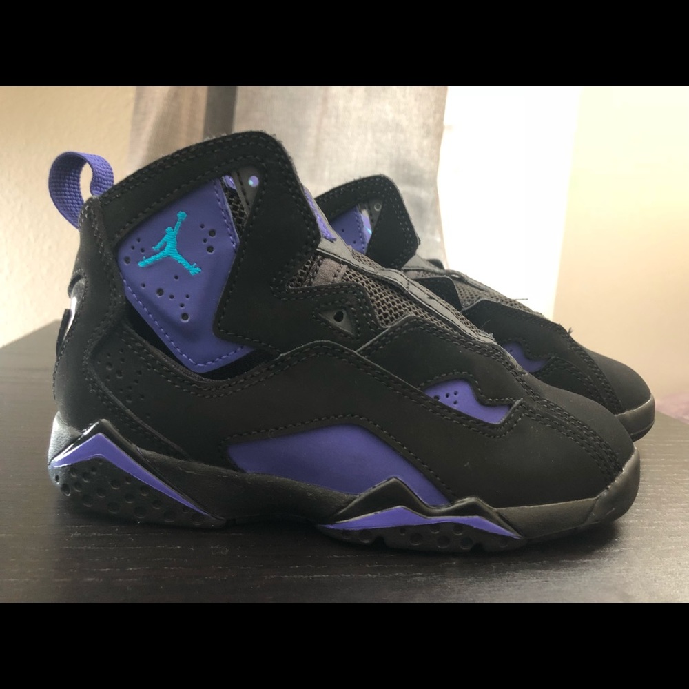 Nike Air Jordan’s True Flight Bp