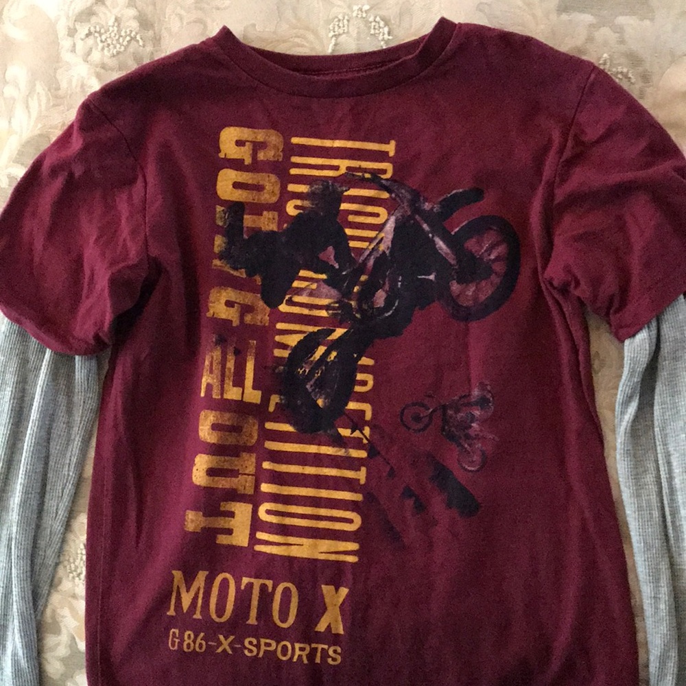 Long sleeved graphic tshirt