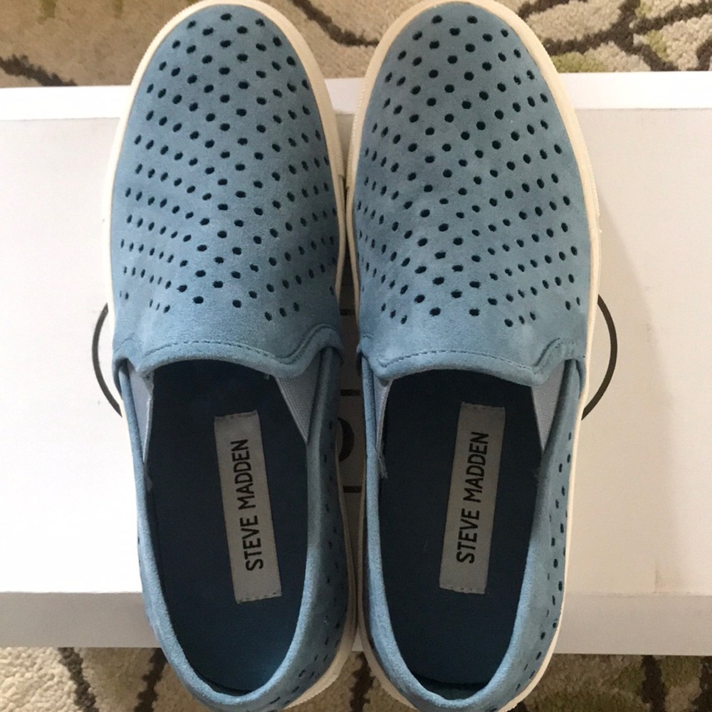 Steve Madden Slip-on