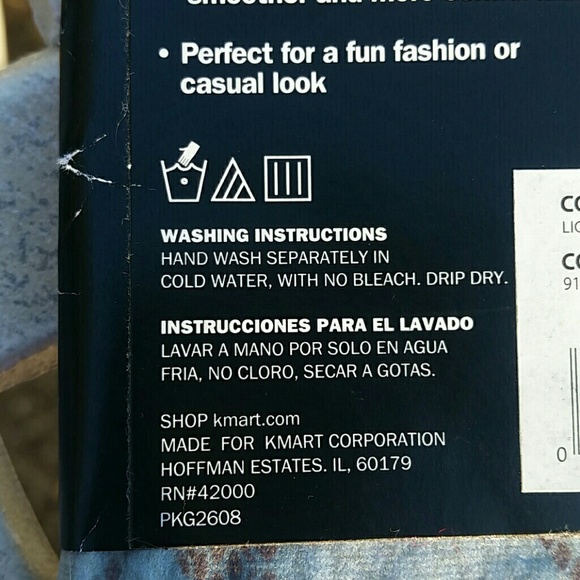 ❤FREE WITH PURCHASEGrey Snakeskin Patterned Tights - Picture 2 of 8