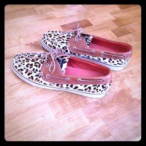 Fuzzy Cheetah Print Sperry's