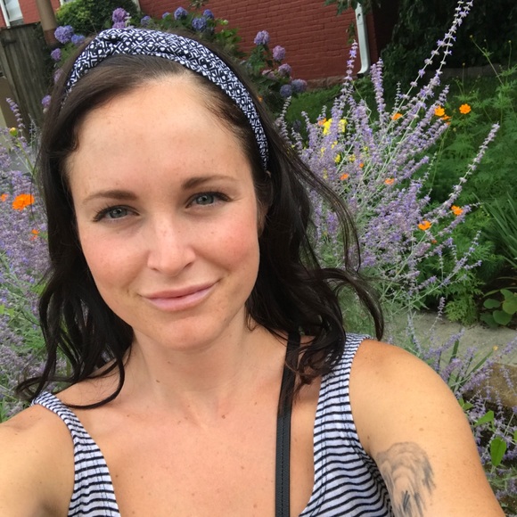 Meet the Posher - Picture 2 of 3