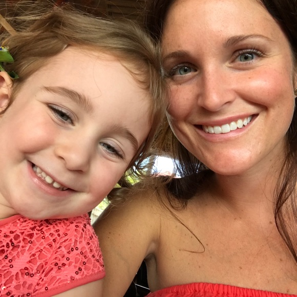 Meet the Posher - Picture 3 of 3