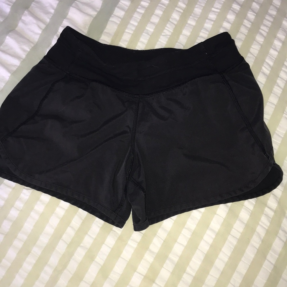 Ivivva girls black running shorts