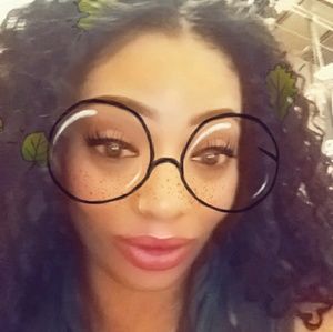 Meet your Posher, Shaquetta