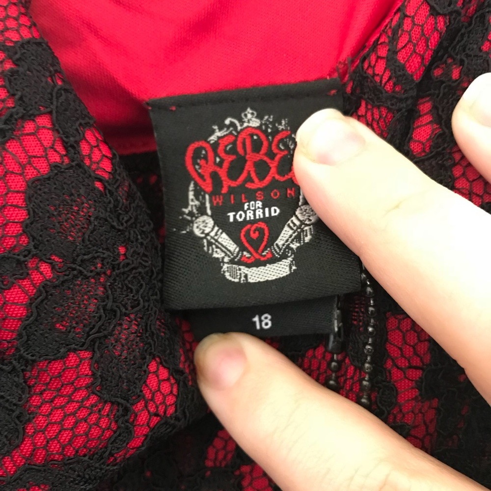 Torrid by Rebel Wilson peplum dress NWOT - Picture 3 of 3