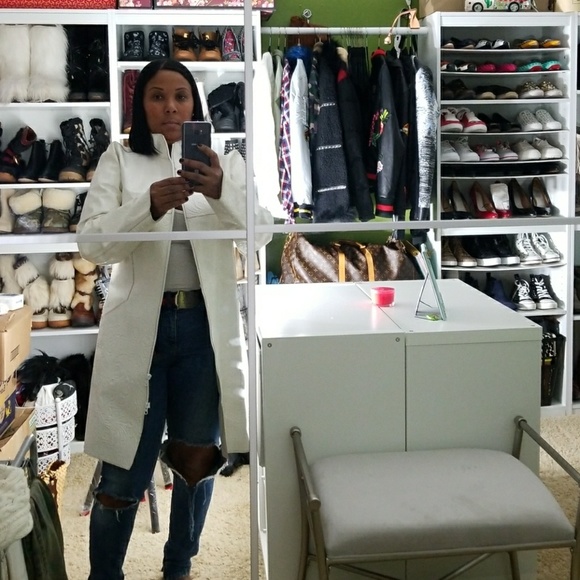 Fendi white jacket with flower design - Picture 5 of 8