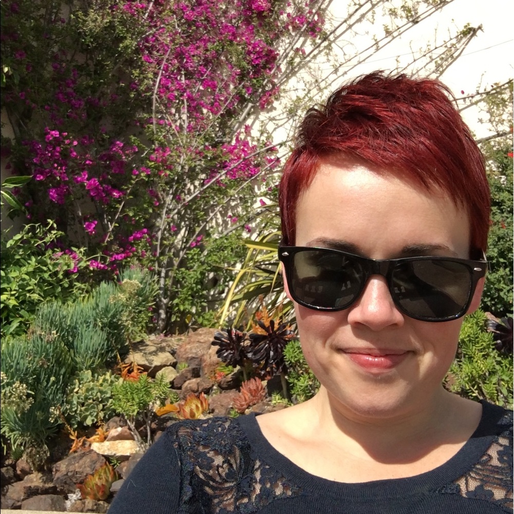 Meet your Posher, Lauren