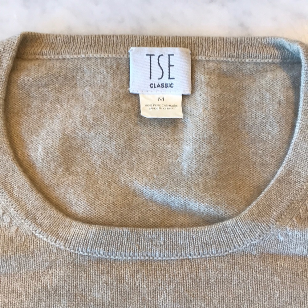 TSE classic cashmere sweater size medium.