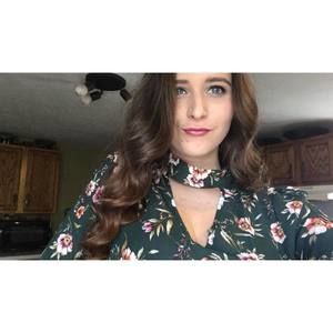 Meet your Posher, Hannah