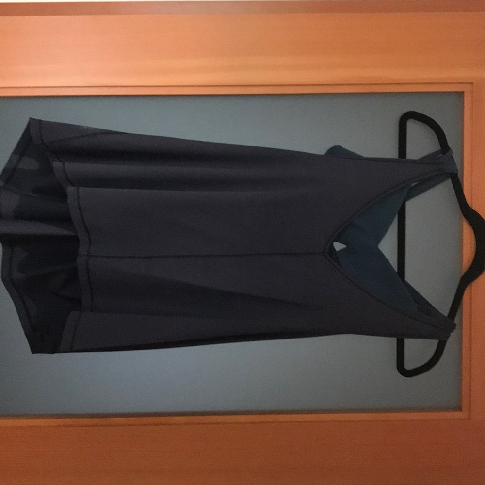 Lululemon workout top