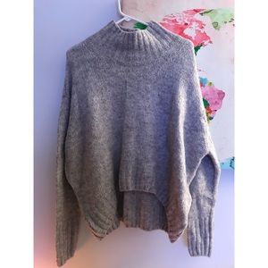 H&M- Comfy grey knit sweater! Size Small.