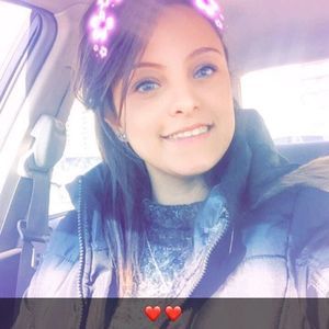 Meet your Posher, Émy