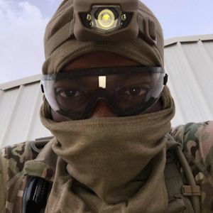 Meet your Posher, Dennis