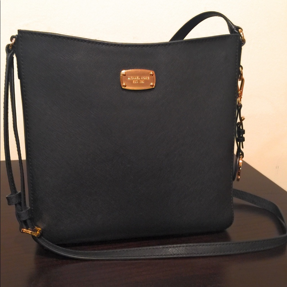 Michael Kors Large Messenger Bag
