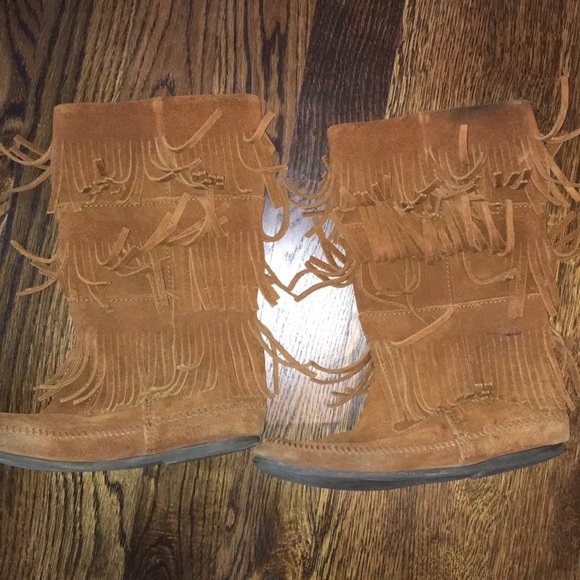 Frayed boots - Picture 1 of 2