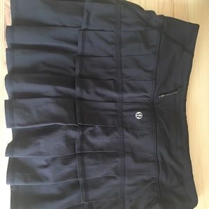 lululemon black tennis skirt