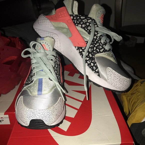 Nike huaraches - Picture 1 of 2