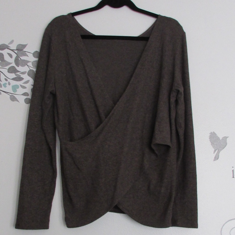 American Eagle Outfitters Cowl Back Sweater. NWT