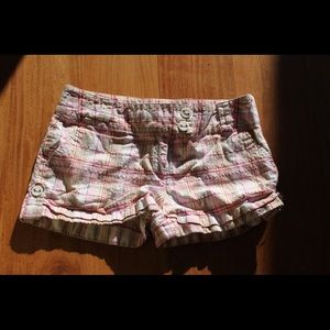 Plaid pink and white short shorts