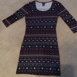Pattern long sleeve dress