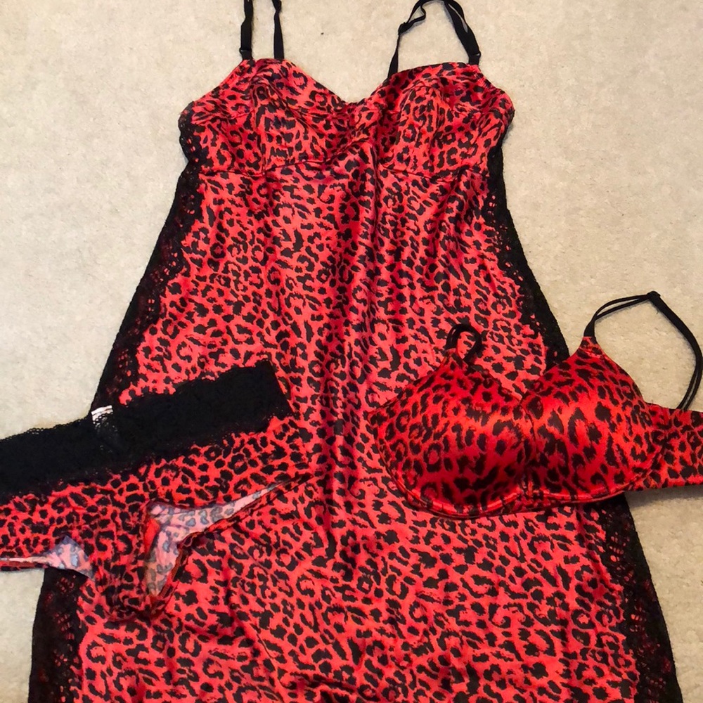 Victoria’s Secret Lingerie Set