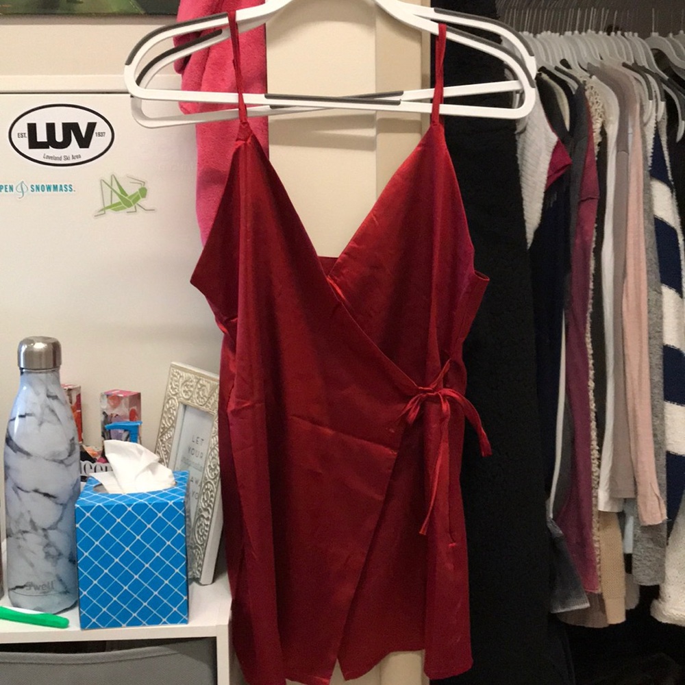Red dress, cross tie