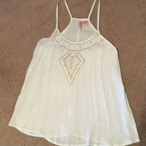 Sleeveless tank