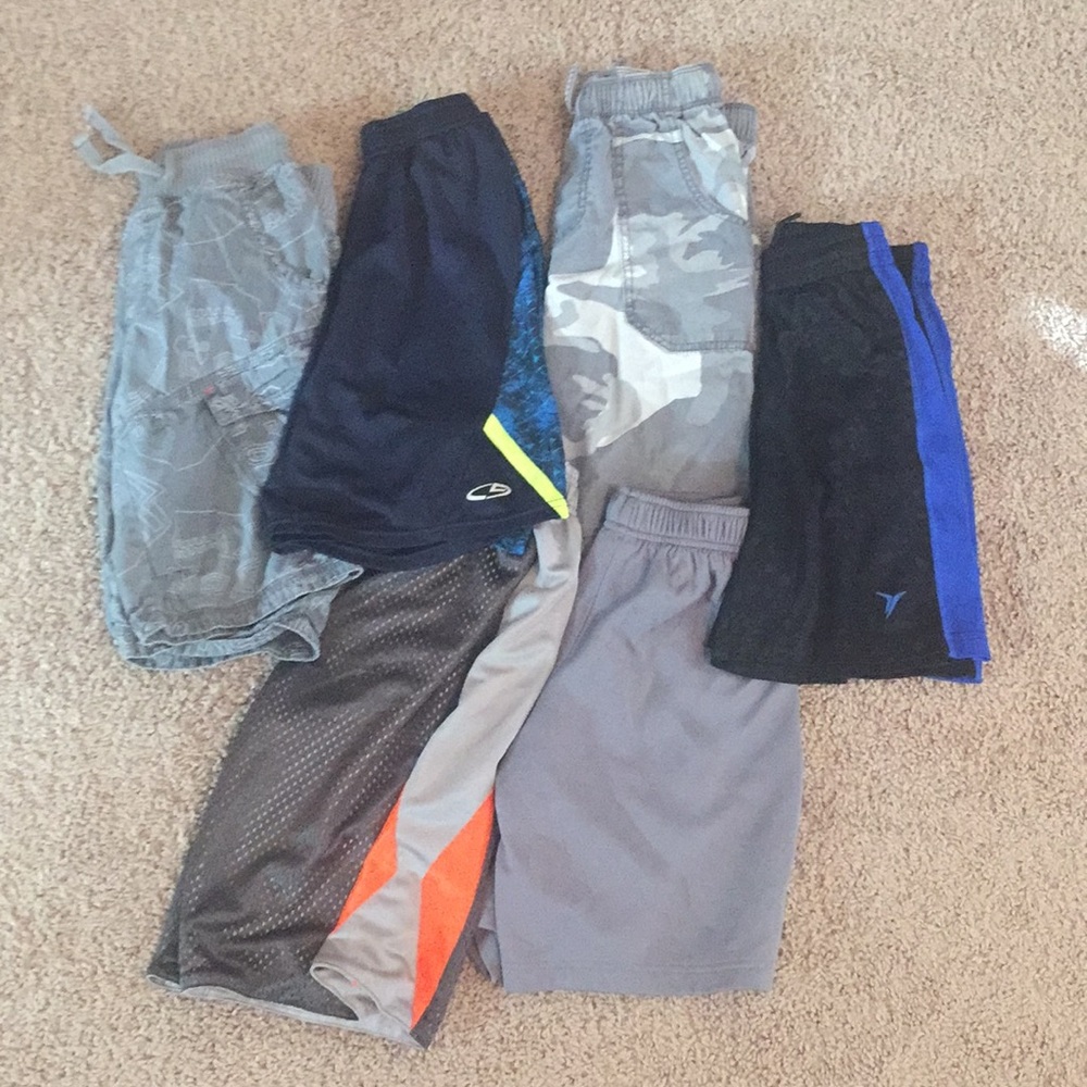 6 Boys M shorts set Old Navy Champion