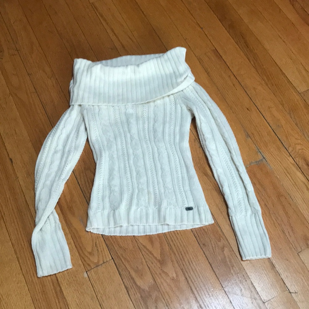 Off the Shoulder knit sweater