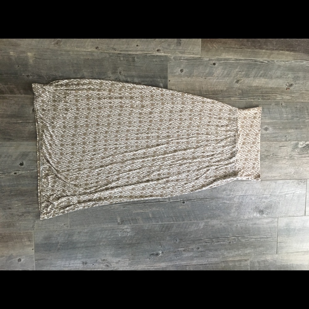 Max studio maxi skirt