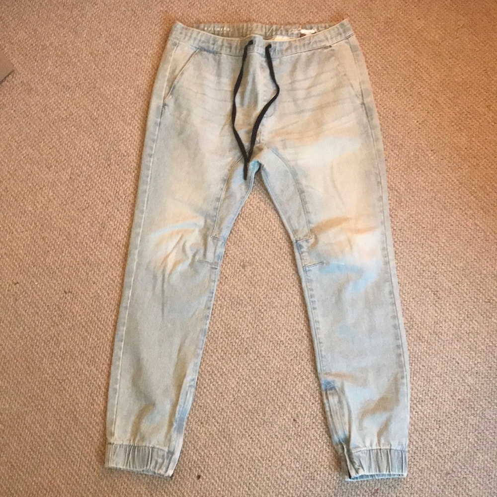 Bullhead light denim skinny joggers size M