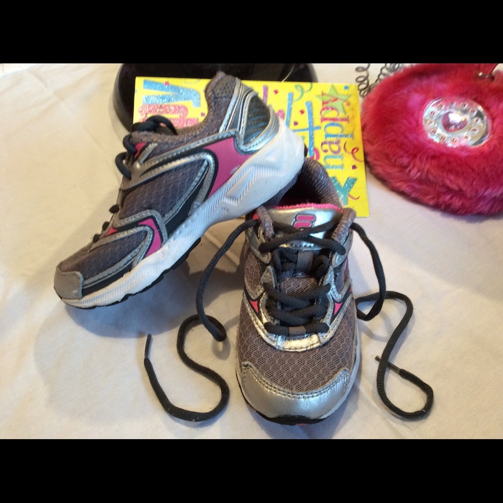Fila Girl's Running Shoes sz 11.5