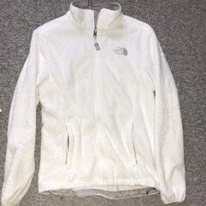 REDUCED SHIPPING 🎉OSITO NORTH FACE JACKET🎉!