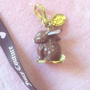 Limited edition bunny charm 🐰🥕