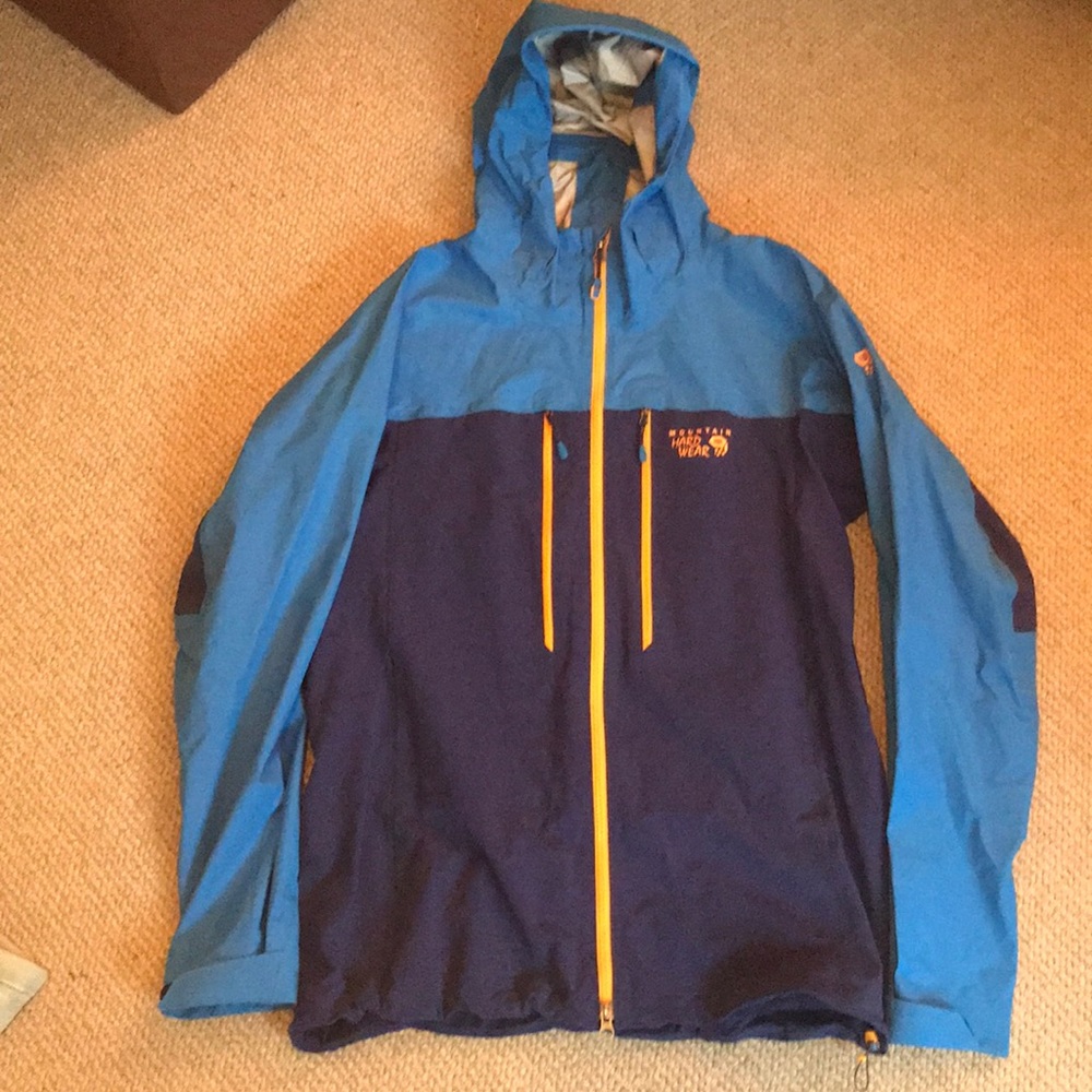 Mountain Hard Wear Jacket like new! Size L