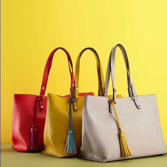 Neiman Marcus Handbags - Neiman Marcus Tassle Tote