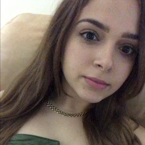 Meet your Posher, Thalia