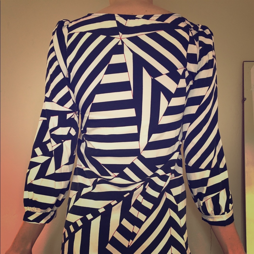 Black 'n White Dress Tunic w/ Red Accent