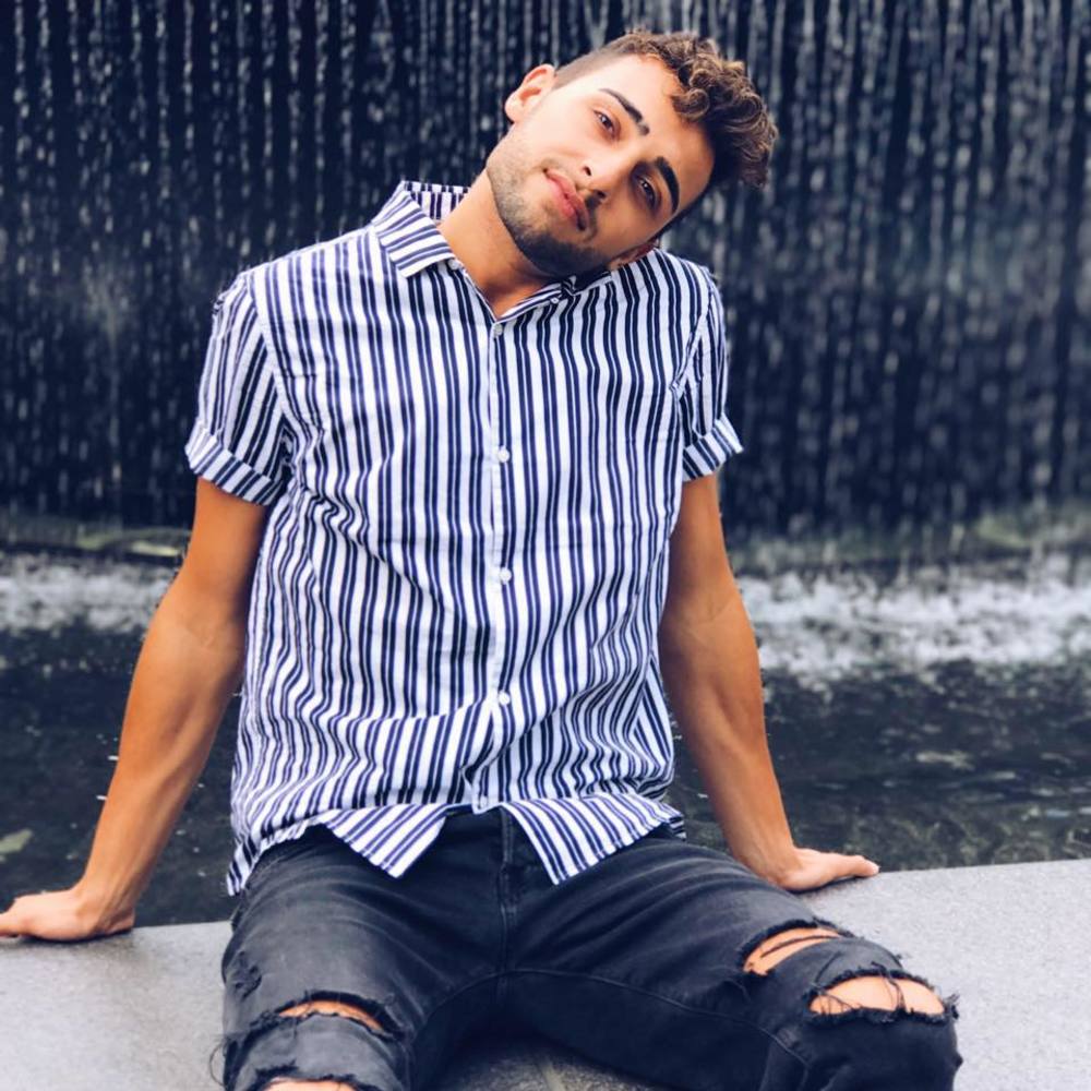 Meet your Posher, Evan