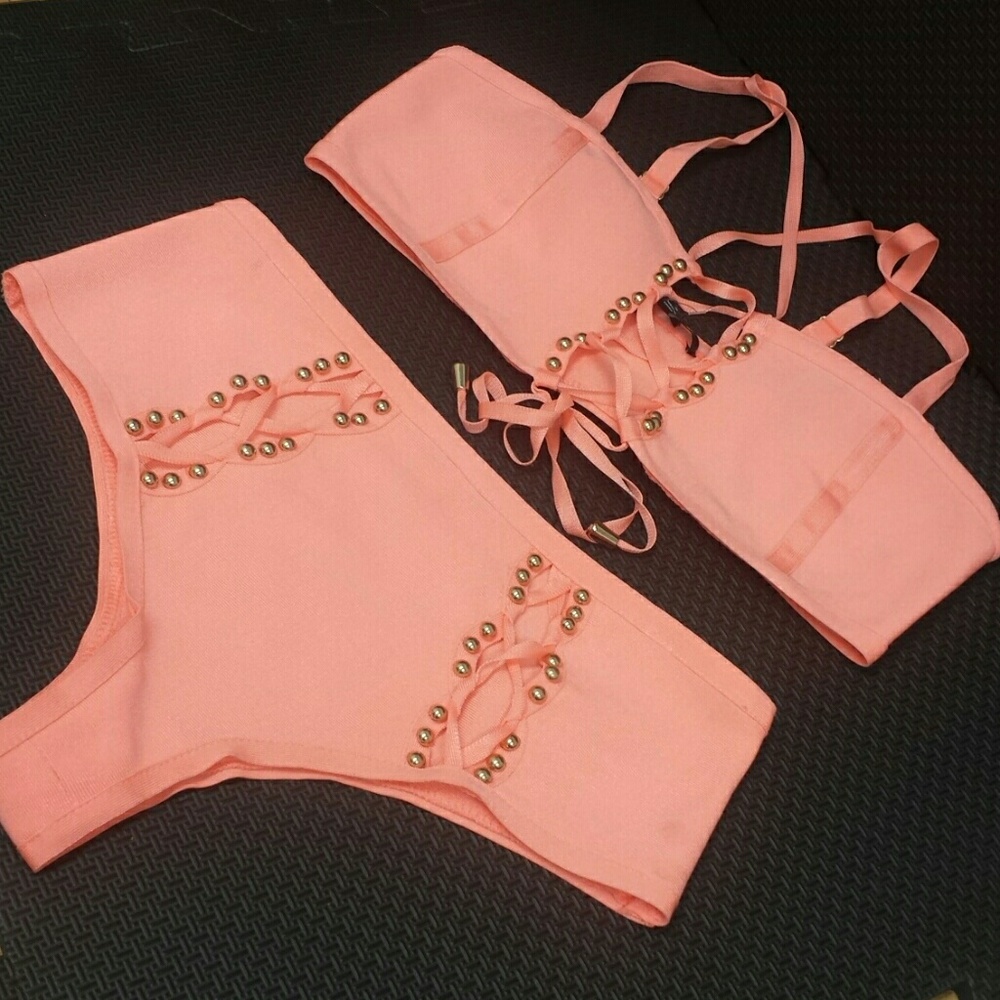 Nwt Salmon colored 2pc Swimsuit